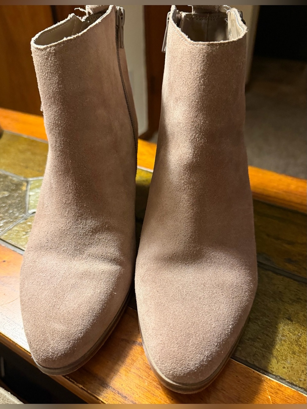 Sole Society - Women's Suede Ankle Boots in Taupe, size 7M, EUC
